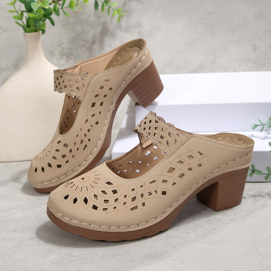 Damen Modische Clogs mit floralem Cut-Out-Design und komfortablem Blockabsatz EB