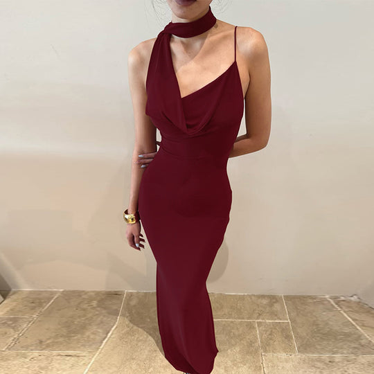 Damen Elegantes Maxikleid mit asymmetrischem Halterneck EB