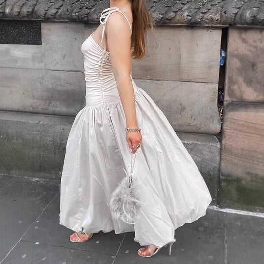 Damen Elegantes Abendkleid mit schulterfreiem Design und fließendem Rock EB