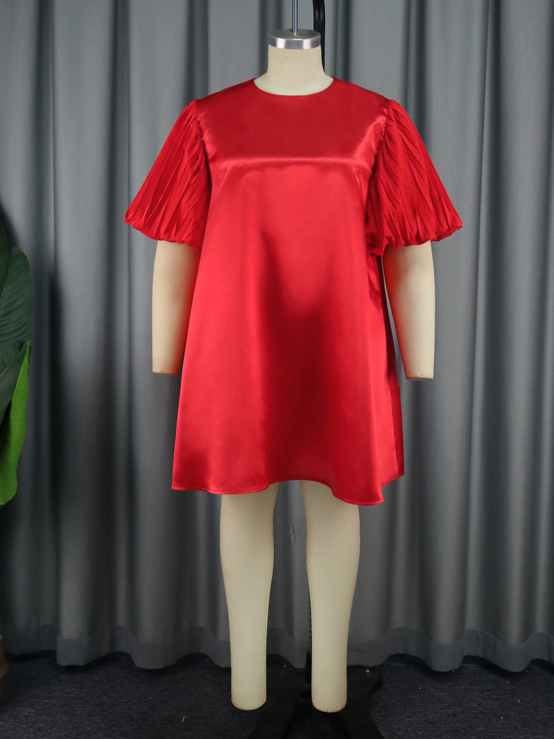 Damen exklusives Satin Kleid mit elegantem Rüschensaum EB