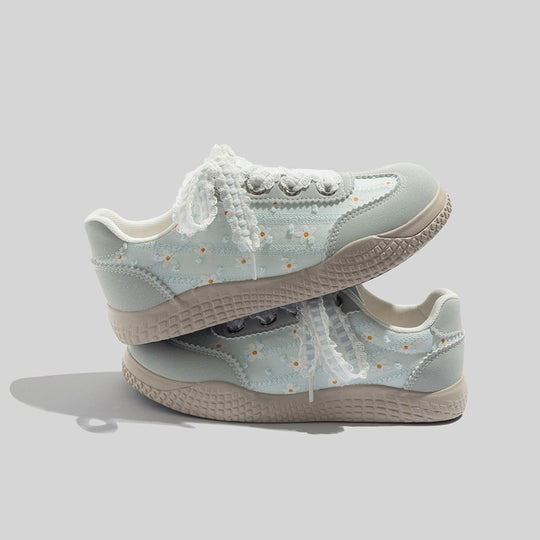 Damen Sneakers mit verspieltem Blumenmuster und rutschfester Sohle EB