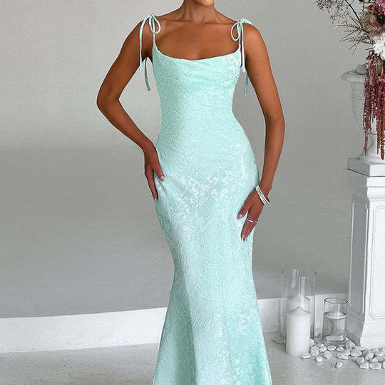 Damen Elegantes Maxikleid mit verführerischen Spaghettiträgern EB