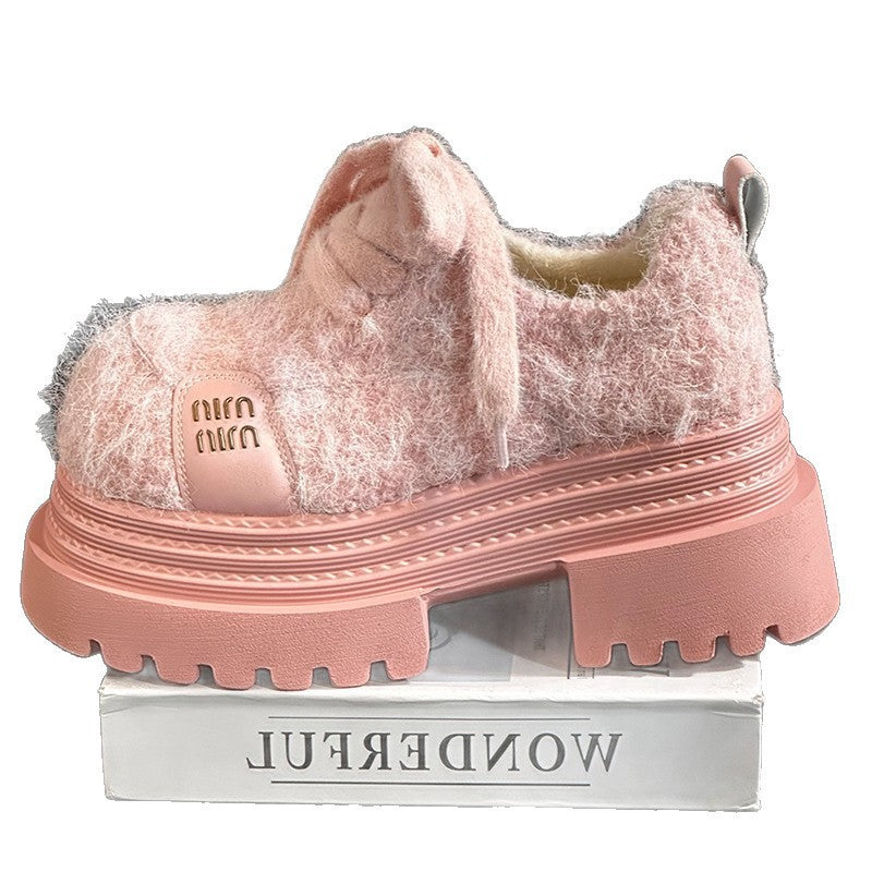 Damen Modische und atmungsaktive Plateau-Sneaker mit kuscheligem Obermaterial EB