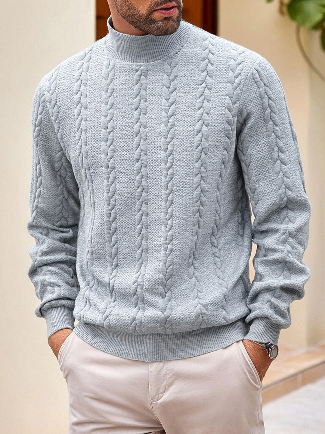 Herren nan grobgestrickter Zopfstrickpullover mit halbem Stehkragen und elastischen Rippbündchen EB