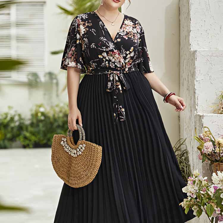 Damen Maxi-Kleid mit floralem Oberteil und plissiertem Rock EB