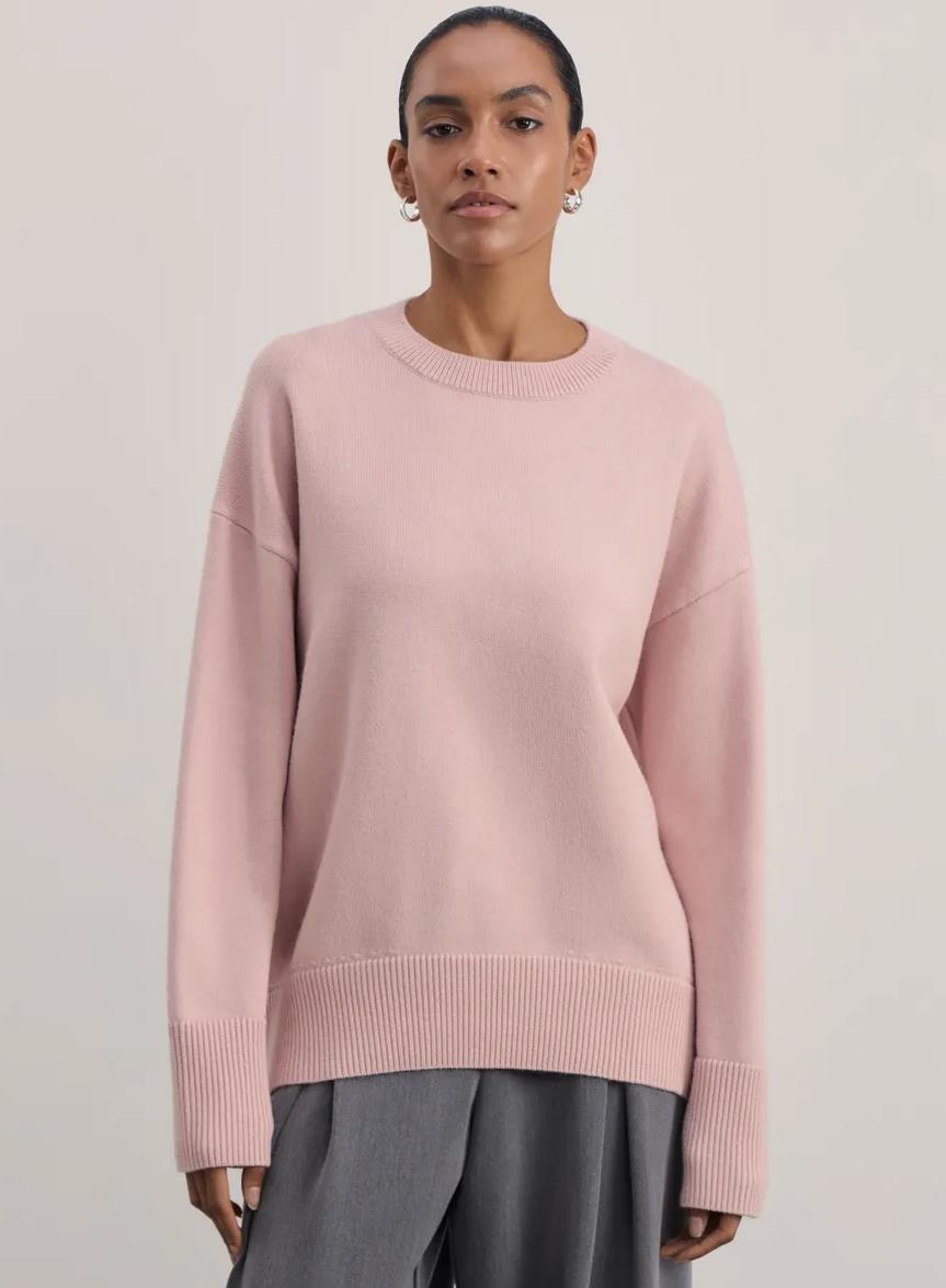 Damen Bequemer und eleganter Strickpullover mit überschnittenen Schultern und Rippenbündchen EB
