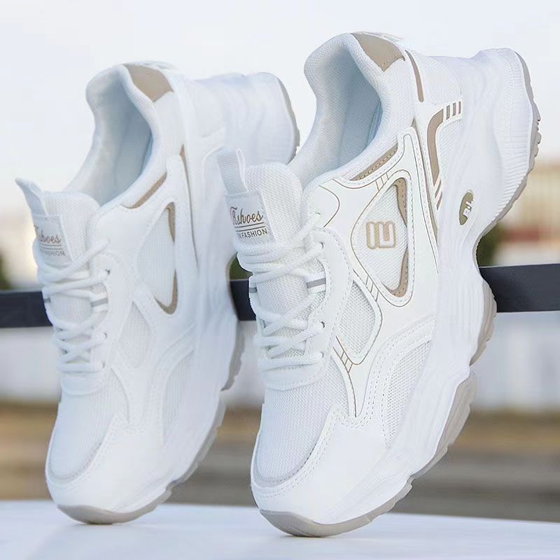 Damen Sportliche und leichte Sneakers mit atmungsaktiver Konstruktion EB