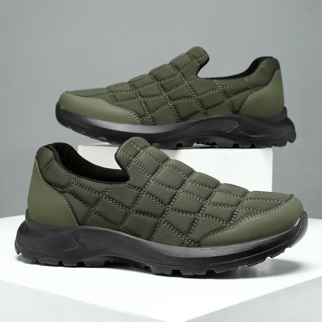 Damen Sportliche Slip-On Schuhe mit gepolstertem Obermaterial und rutschfester Sohle EB