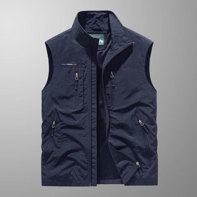 Herren Multifunktionale Outdoor-Utility‑Weste mit Mesh‑Innenfutter und zahlreichen Taschen EB