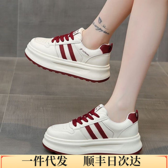 Damen Sportliche Sneakers mit modischer Plateausohle und atmungsaktiver Obermaterialstruktur EB