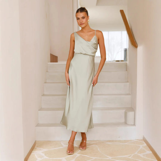 Damen Elegantes Maxikleid mit drapiertem Oberteil und schmaler Silhouette EB