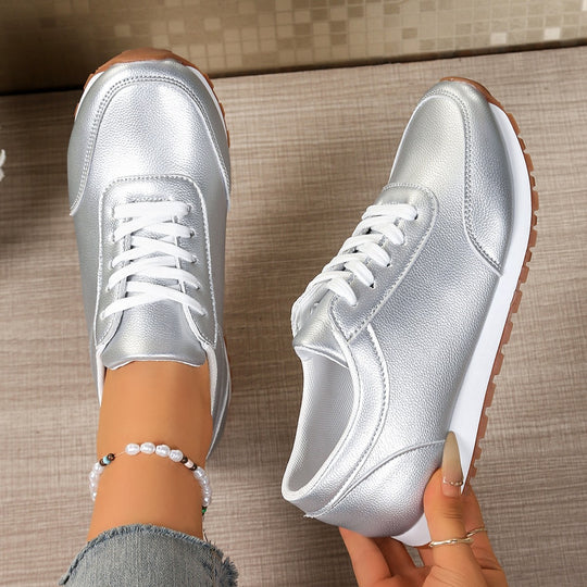 Damen modischer Metallic-Sneaker mit dämpfender Leichtsohle und rutschfester Profilgummisohle EB