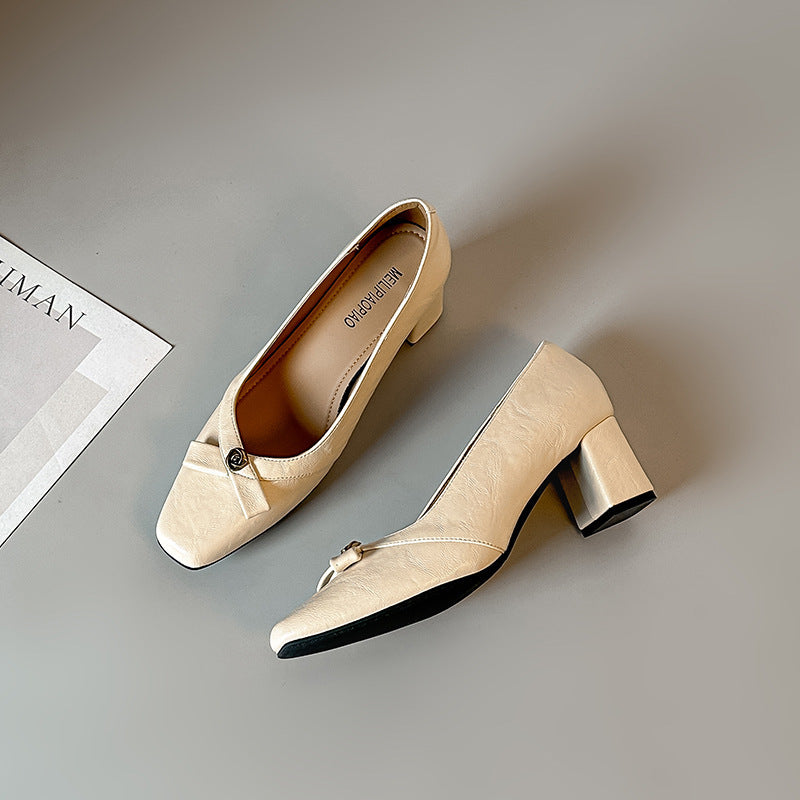 Damen Elegante Pumps mit Dekorativem Schmuckdetail EB