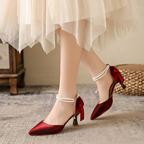 Damen elegante Pumps mit funkelndem Perlenakzent EB