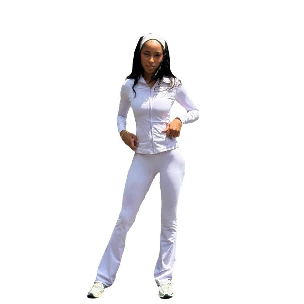 Damen Sportliches Fitness-Outfit mit enganliegendem Langarm-Oberteil und weiten Sporthosen EB