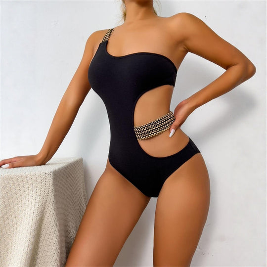 Damen Einteiliger Badeanzug mit asymmetrischem Cut-Out und modischen Kettenakzenten EB