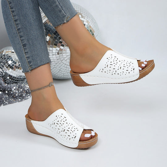 Damen Komfortable Clogs mit perforiertem Design und rutschfester Sohle EB