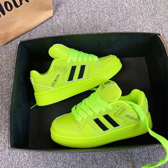 Damen Sportliche Sneaker im futuristischen Design mit atmungsaktiven Einsätzen EB