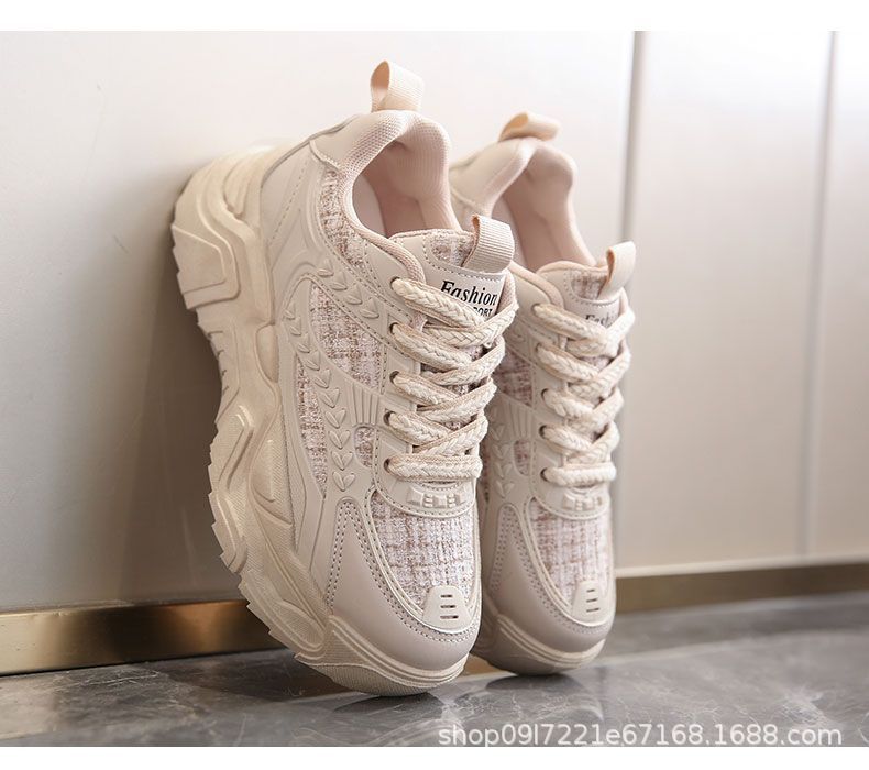 Damen Sportliche Chunky-Sneaker mit atmungsaktiver Oberflächenstruktur und stabiler Dämpfung EB