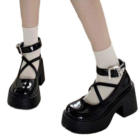 Damen Plateau-Pumps mit elegantem Riemen und modischem Absatz EB