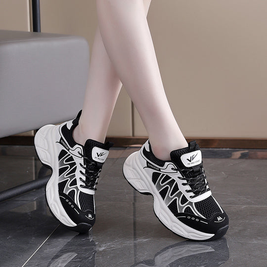 Damen Sportliche Sneakers mit atmungsaktivem Mesh-Obermaterial und dämpfendem Komfort EB