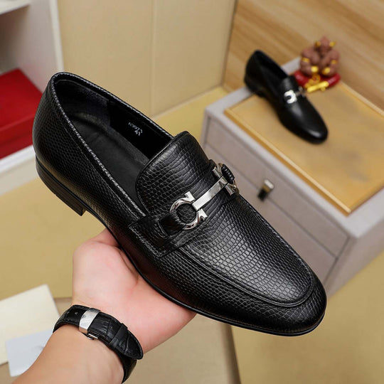 Herren Mokassin mit trendigem Strukturdesign und modischem Metallverschluss EB