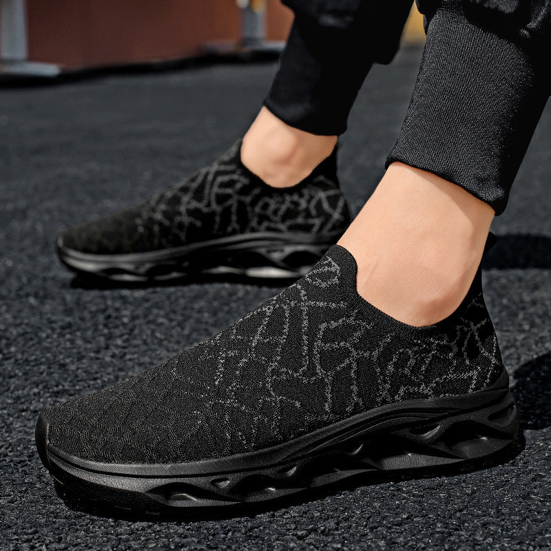 Damen Sportliche Slip-On Sneakers mit atmungsaktiver Oberflächenstruktur und dämpfender Sohle EB