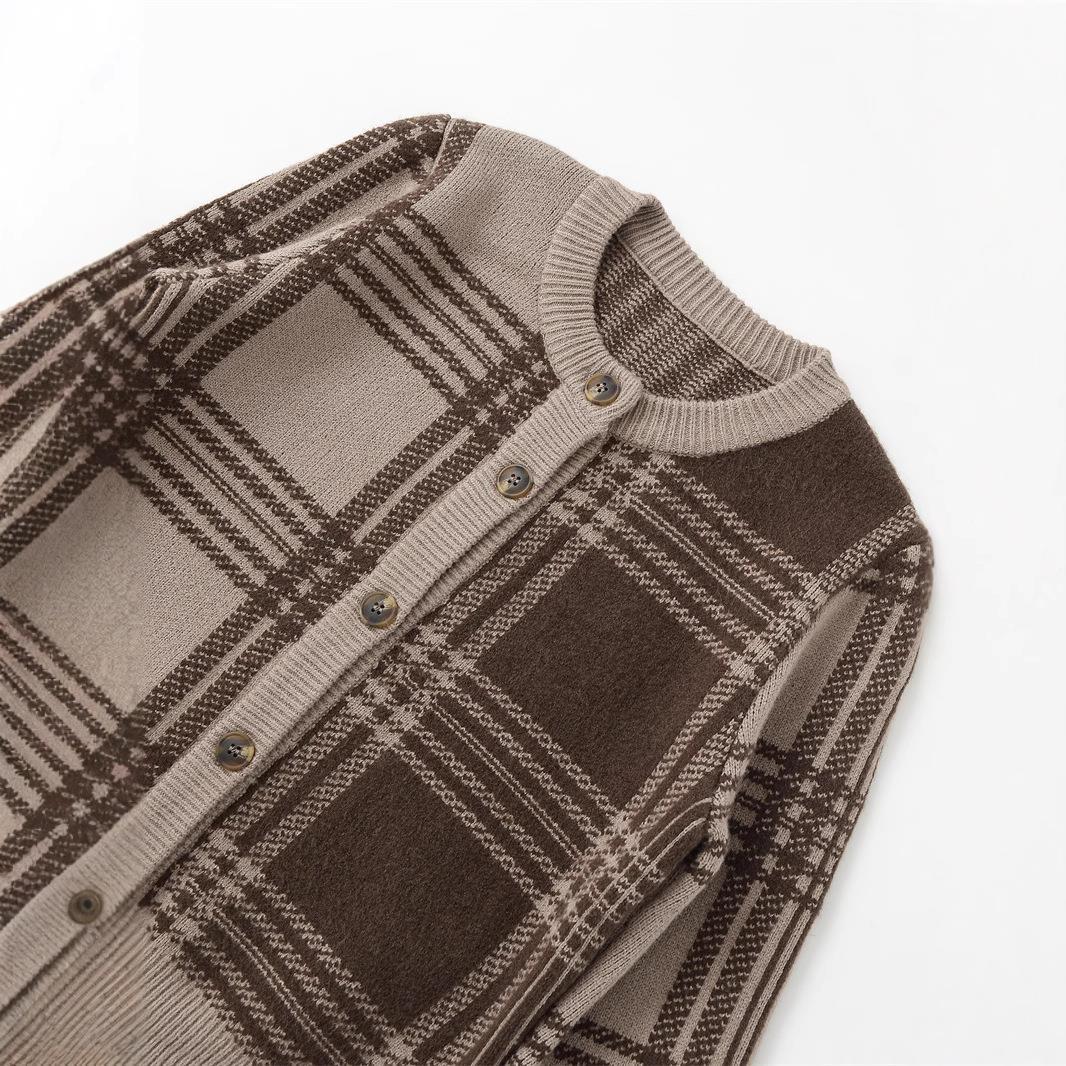 Damen Karierte Strickjacke mit Knopfverschluss und gerafften Ärmeln EB