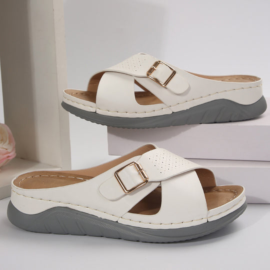 Damen komfortable Clogs mit modischem Riemendesign EB