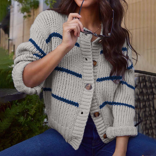 Damen Strickjacke mit lässigen Streifen und praktischen Knöpfen EB