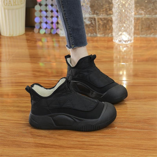 Damen Winterstiefel mit isolierender Fütterung und rutschfester Sohle EB