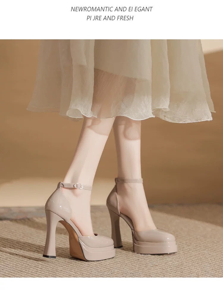 Damen Hochhackige Plateau-Pumps mit verstellbarem Riemchen EB