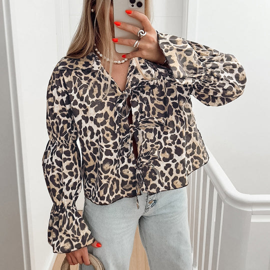 Damen Modische Bluse mit Leopardenmuster und Rüschenärmeln EB