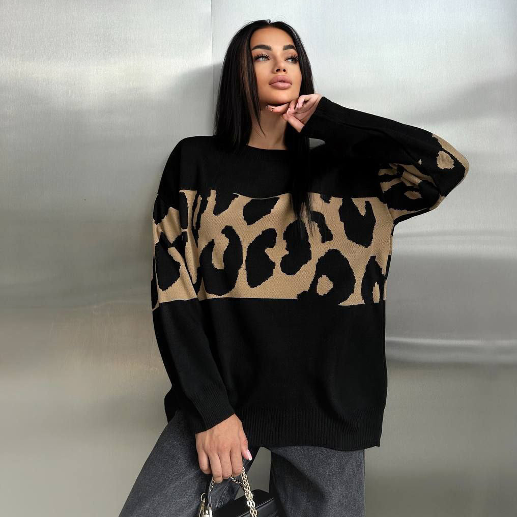 Damen Oversized Strickpullover mit Leoparden-Bahnen, überschnittener Schulter und geripptem Saum Eichborn Berlin