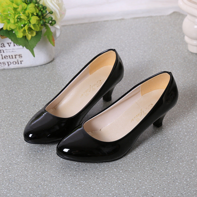 Damen klassische Pumps mit elegantem Absatz und modischem Design EB
