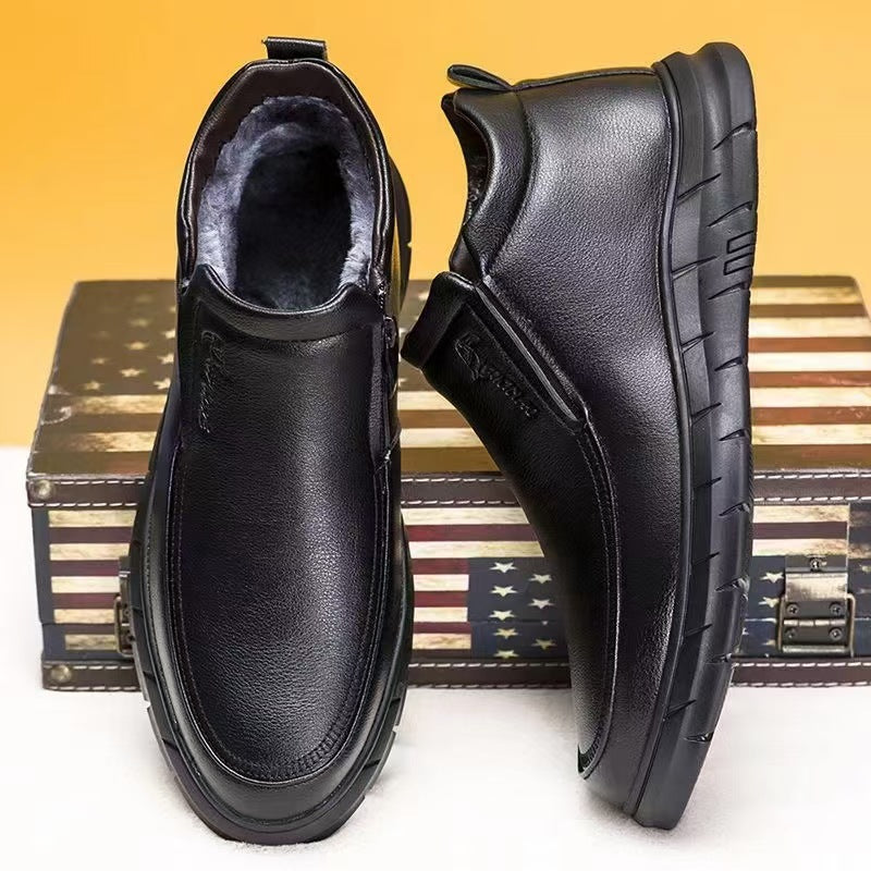 Herren Bequeme Slip-On Stiefel mit isoliertem Innenfutter und rutschfester Sohle EB