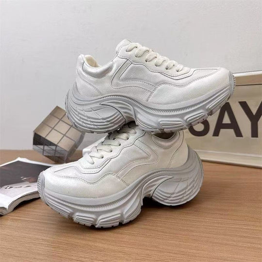 Damen Chunky Sneakers mit modischem Obermaterial und stabiler Sohlenkonstruktion EB