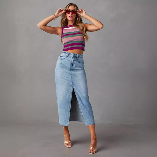 Damen Jeansrock im modernen Midi-Stil mit seitlichem Schlitz und hochgezogenem Saum EB