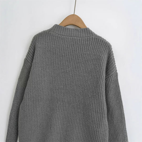 Damen Strickjacke mit großzügigen Taschen und Knopfdetails EB