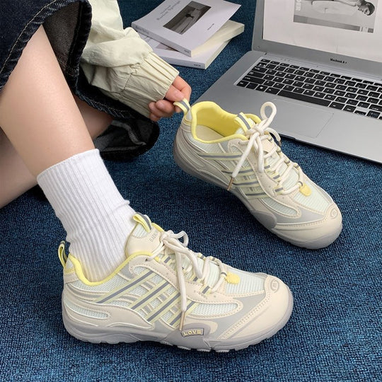 Damen Sportliche Sneakers mit atmungsaktivem Mesh-Obermaterial und dämpfender Sohle EB