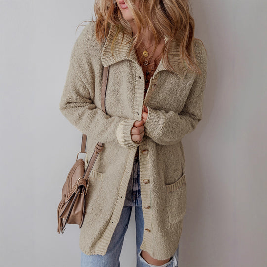 Damen Grobstrickjacke mit praktischen Taschen und kontrastierendem Kragen EB