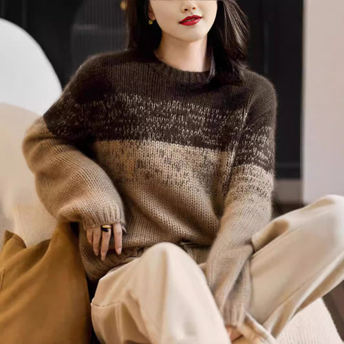 Damen Grobstrickpullover mit sanften Farbverlauf und hohem Kragen EB