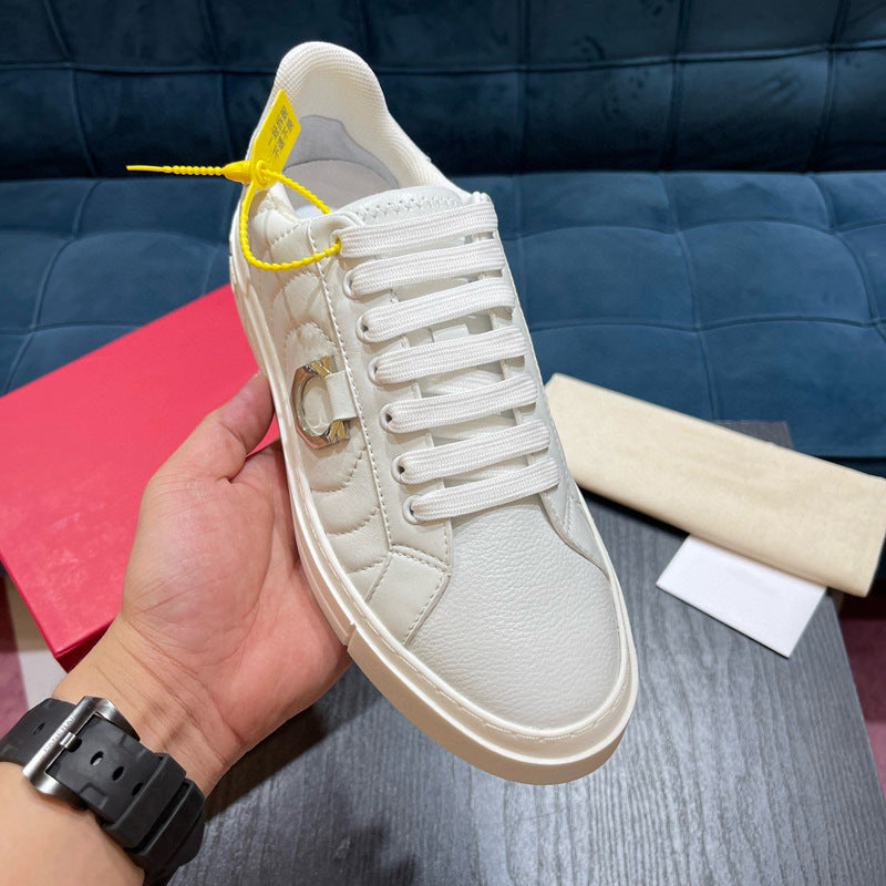 Damen Bequeme Sneakers mit modischer Prägung EB