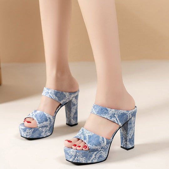 Damen Plateau-Sandaletten mit stylishen Riemen und hohem Blockabsatz EB