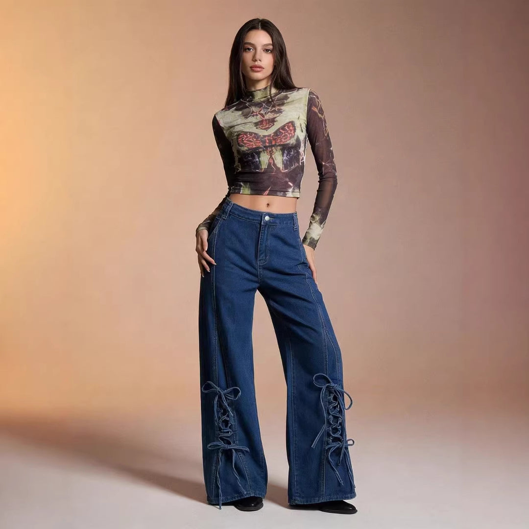 Damen Schlagjeans mit trendigem Schnürdetail und weitem Bein EB