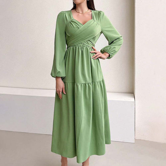 Damen langärmeliges Midikleid mit überkreuztem Drapé-Bustier, elastischer Unterbrustnaht und zweistufigem Stufenrock Eichborn Berlin