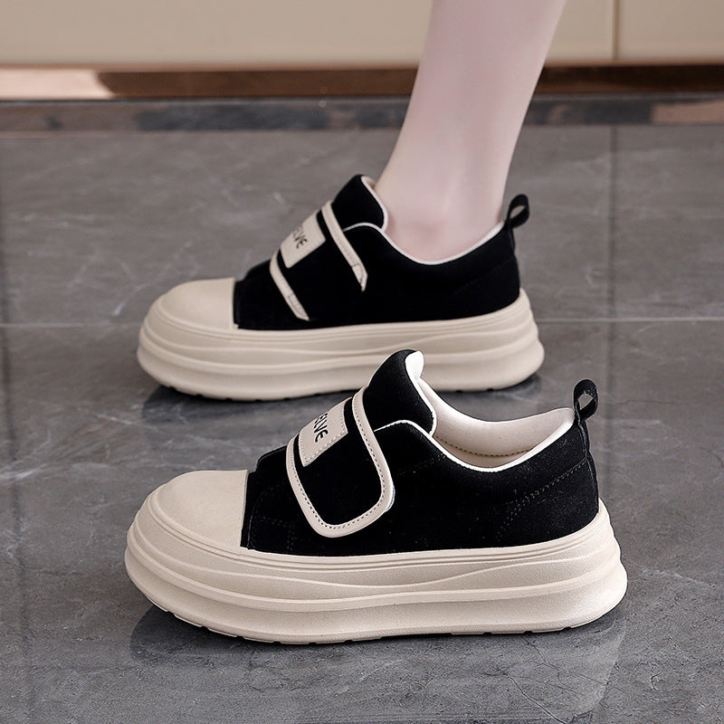 Damen Sneakers mit praktischem Klettverschluss und dämpfender Sohle EB