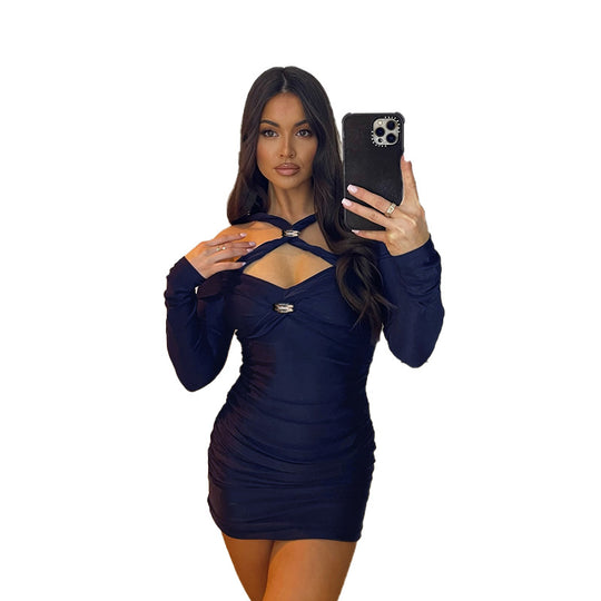 Damen figurbetontes Abendkleid mit schulterfreier Gestaltung und eleganten Raffungselementen EB