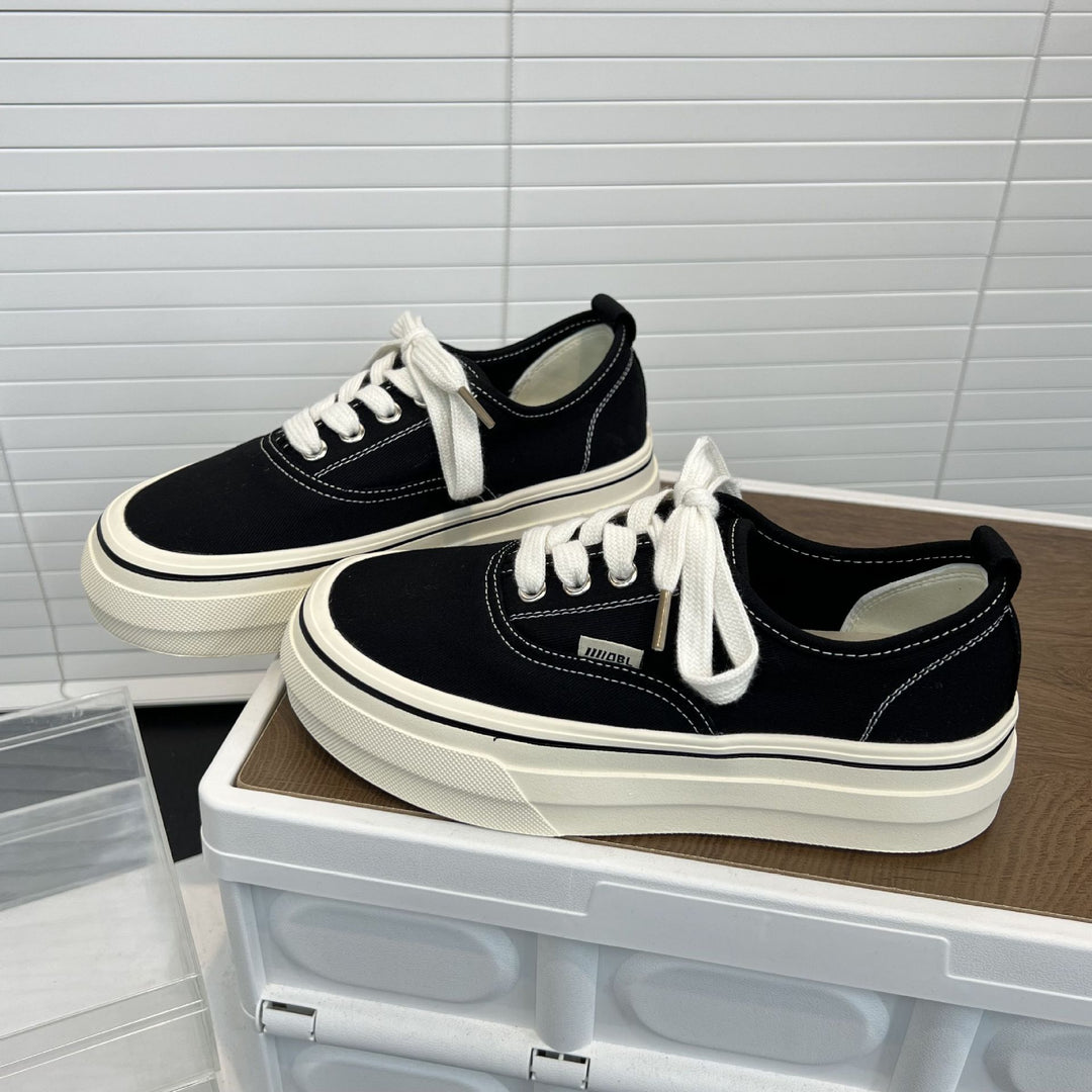 Damen Hochwertige Sneakers mit komfortabler Schnürung und stabiler Gummisohle EB