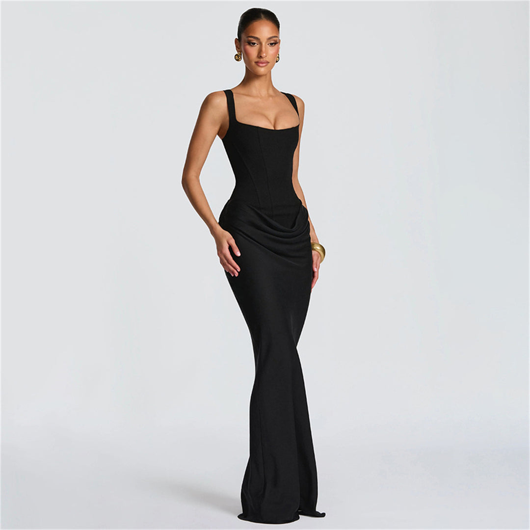 Damen Elegantes Maxikleid mit figurformendem Schnitt und zarten Drapierungen EB